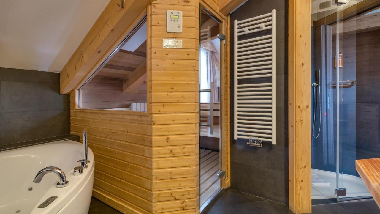 Maribel Hotel Madonna Eksteriør bilde