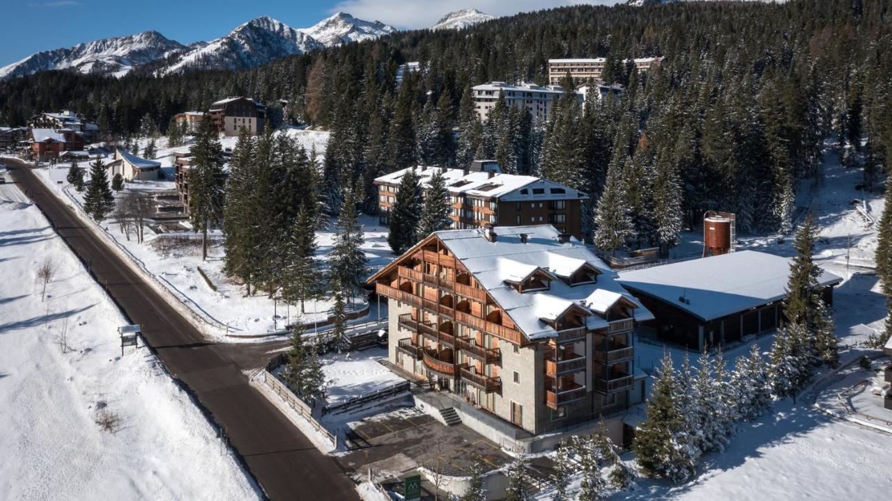 Maribel Hotel Madonna Eksteriør bilde